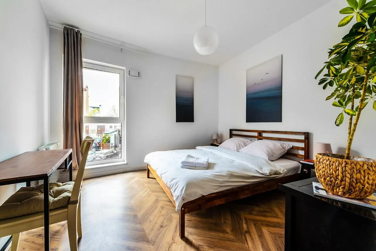 Apartment Charming Apt Close To The Center Warsaw